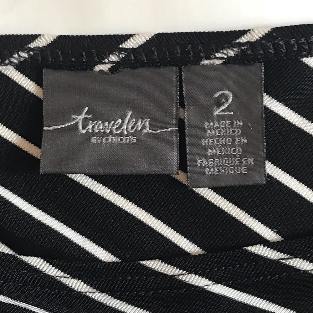 CHICO'S Travelers B&W Striped Asymmetric Tunic - Picture 5 of 11